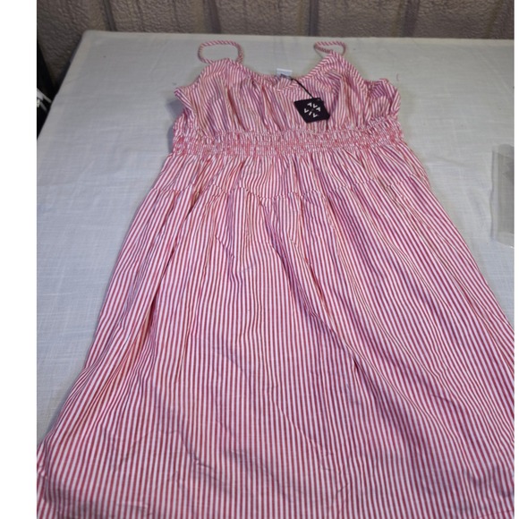 Ava & Viv Dresses & Skirts - Ava & Viv Red White Striped Smocked Waist Midi Dress Plus Size 3X NWT